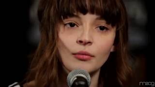 Chvrches The Mother We Share in session. Unique live Performance/sound. Iain plays drums? 1080p HD
