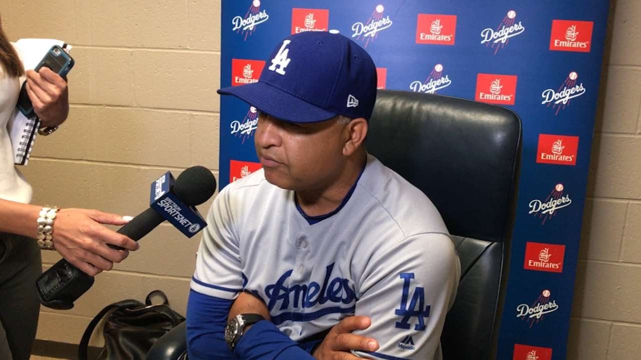 LAD@PIT: Roberts on Hill's attempt at a no-hitter