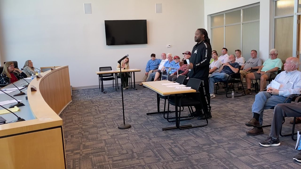 Residents to indicted Wildwood mayor: Do not resign