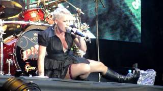 Pink ~ Just Like A Pill Live Praha / Prague 20.7.2010 ~ Summer Carnival Tour ~ HD