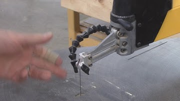 Scroll Saw   Changing the Blade