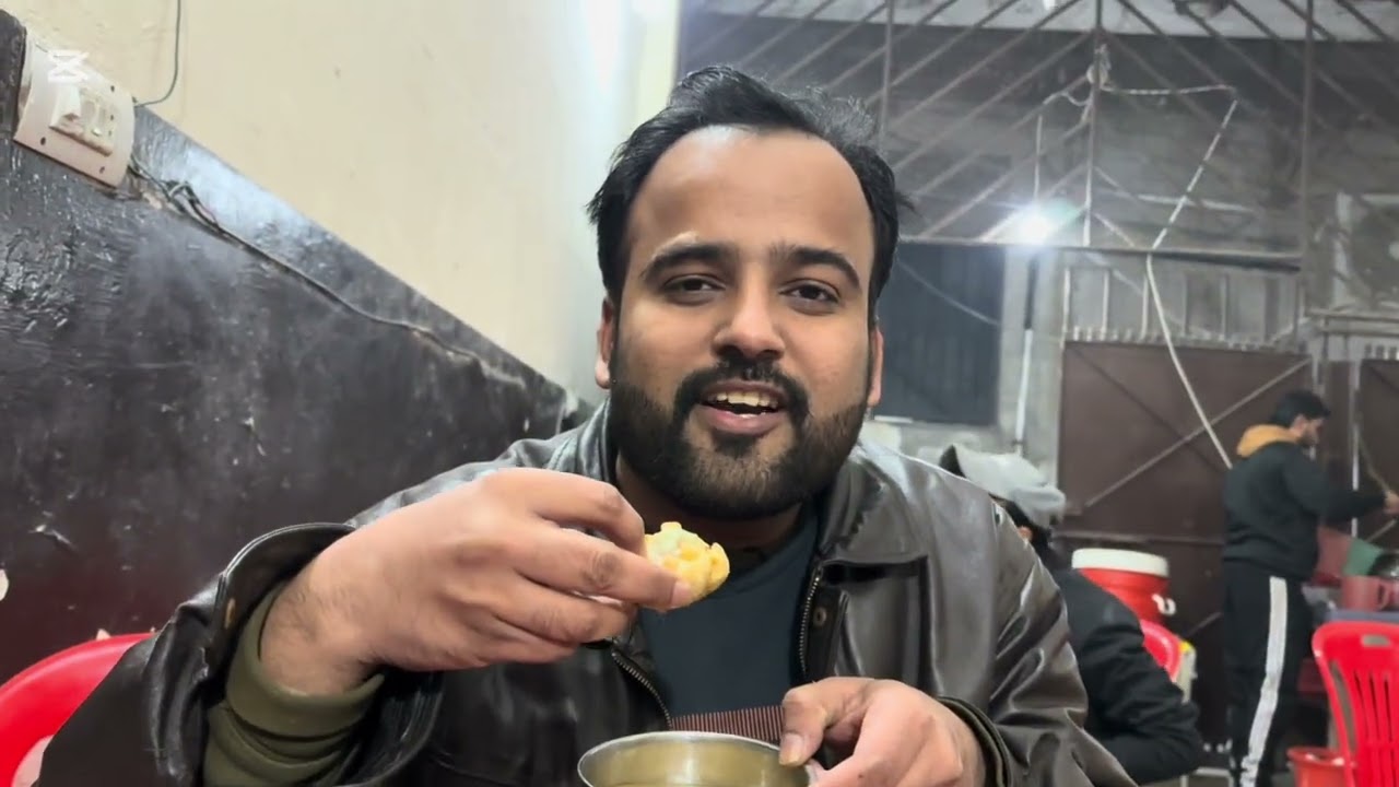 Eating Gollgappas or Panipuri 