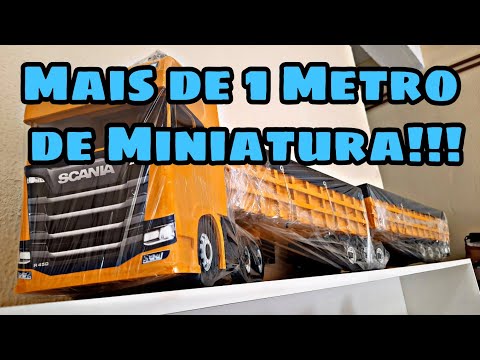 Miniatura Gigante Volvo FH Carreta Bi trem de Madeira Artesanal