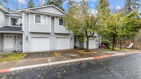 Condo for Rent in Federal Way 2BR/2.5BA by Federal...
