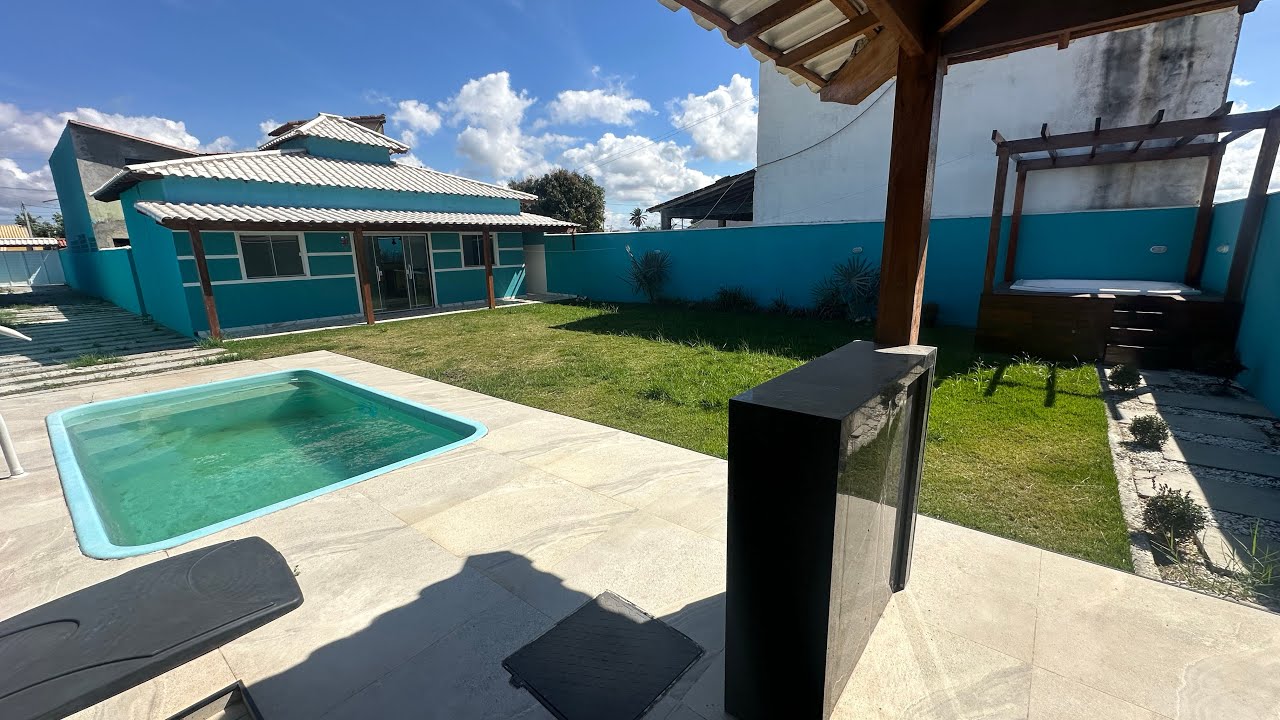 Casa nova com piscina e hidromassagem - Pronta entrega - em Unamar - Cabo Frio