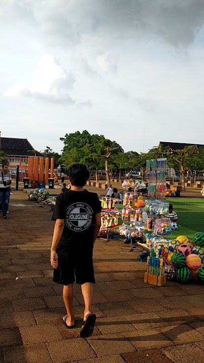 Suasana Alun-alun Majalengka
