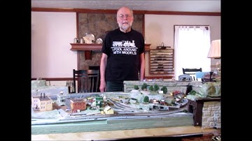 An automatic Reversing Loop in N scale