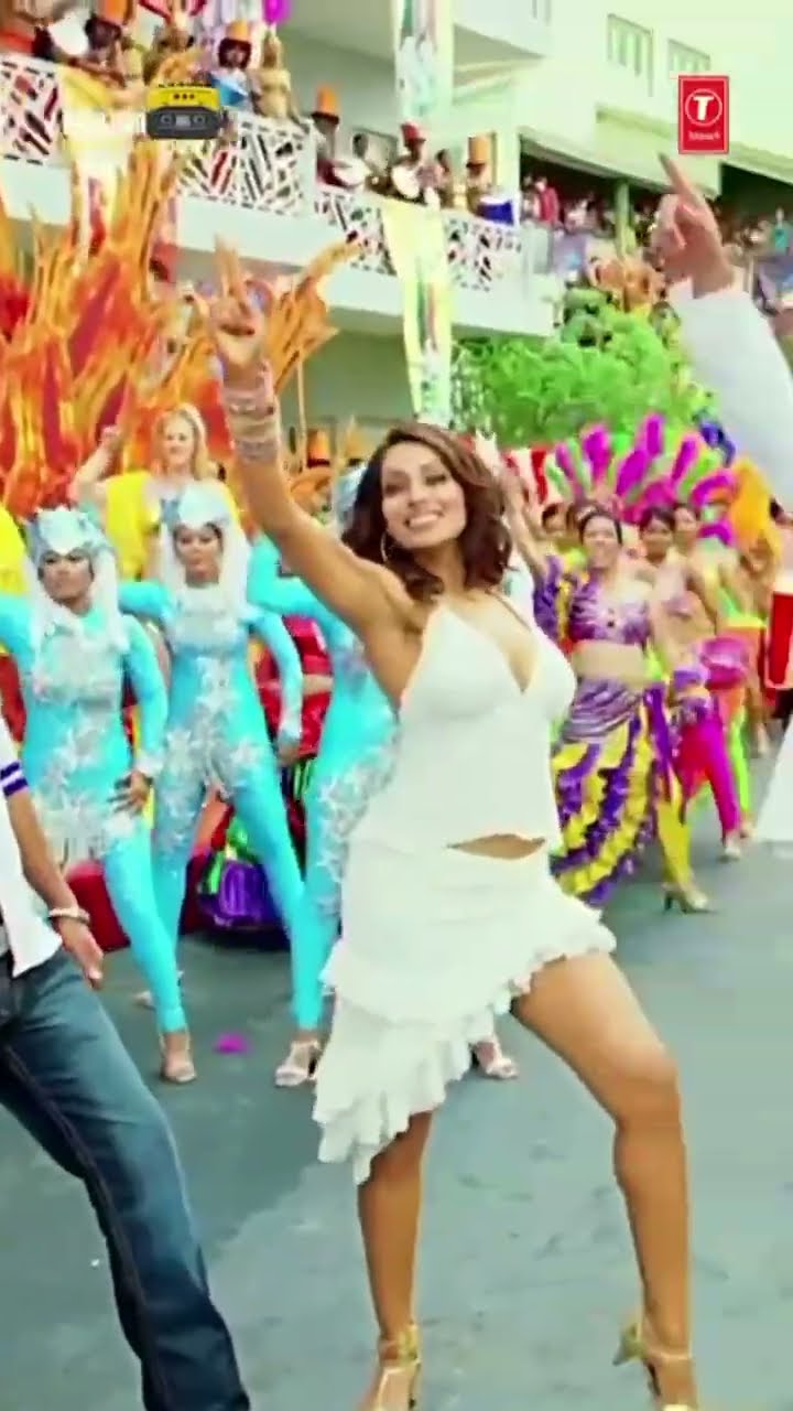 All The Best Title Song #sanjaydutt #ajaydevgan #fardeenkhan #youtubeshorts #ytshortsvideo