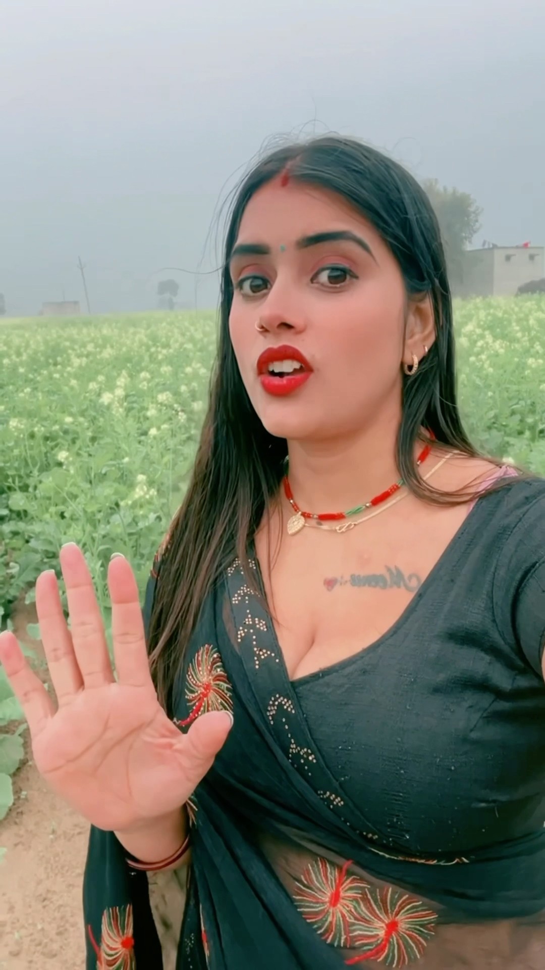 कितनी अजीब बात है #shorts #meenu #trending #funny