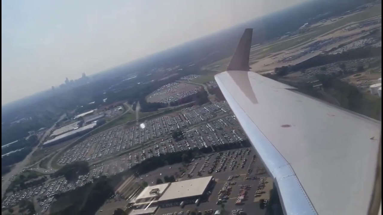 American Eagle CRJ-200 takeoff Charlotte (CLT)