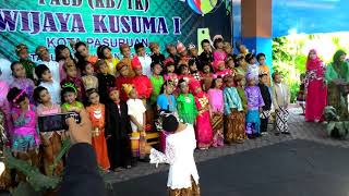 Paduan suara lagu guruku tersayang