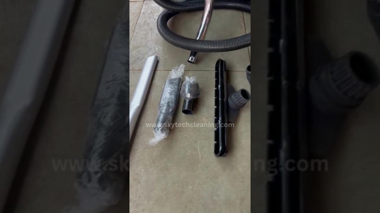 INDUSRIAL VACUUM CLEANER