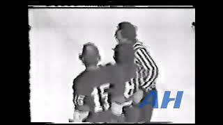 NHL Dec. 2, 1975 Barclay Plager,STL v Garry Howatt,NYI St. Louis Blues New York Islanders