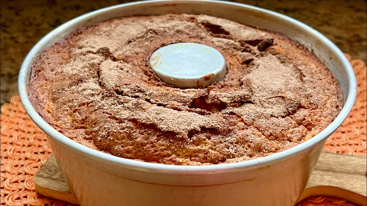 O BOLO DE MILHÕES! BOLO DE BANANA SIMPLES FOFINHO E MUITO FÁCIL DE FAZER