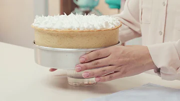 Como tirar a torta da forma?