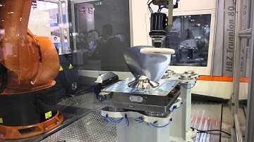 Siemens, Kuka en Handtmann robotcel op EMO 2015