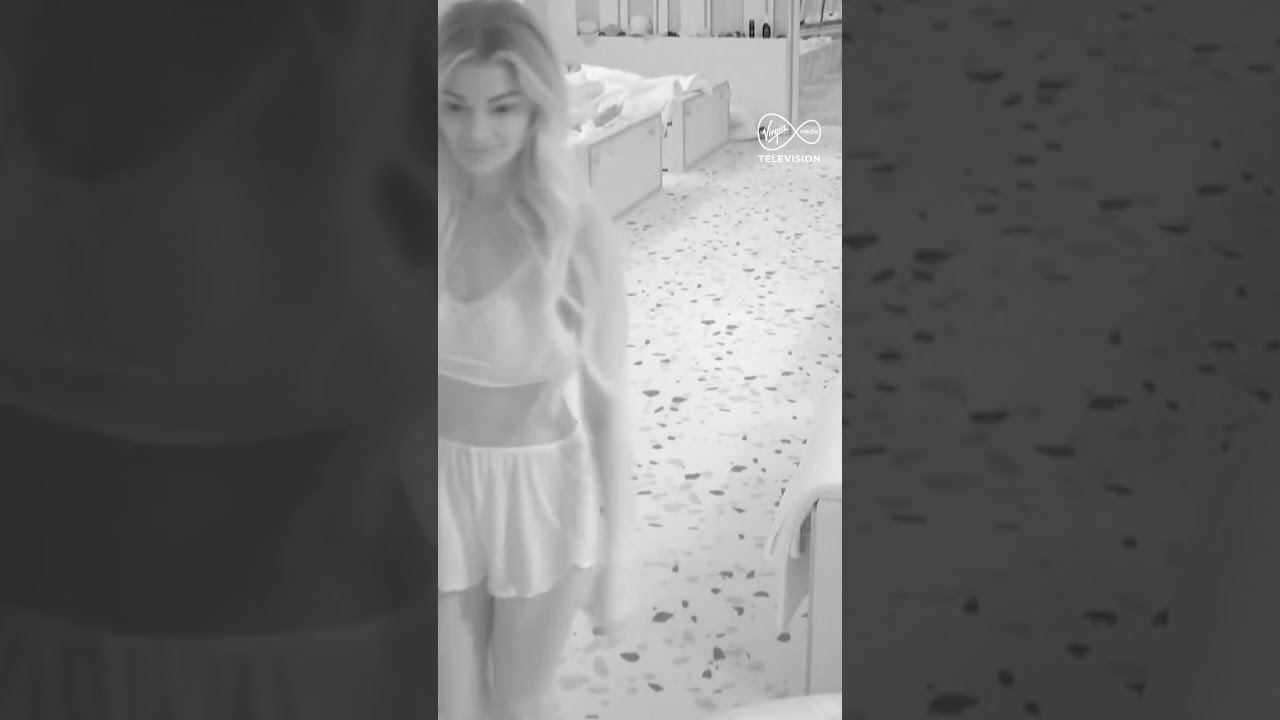 Harry & Helena’s Not-So-Secret Sneak To The Hideaway | Love Island