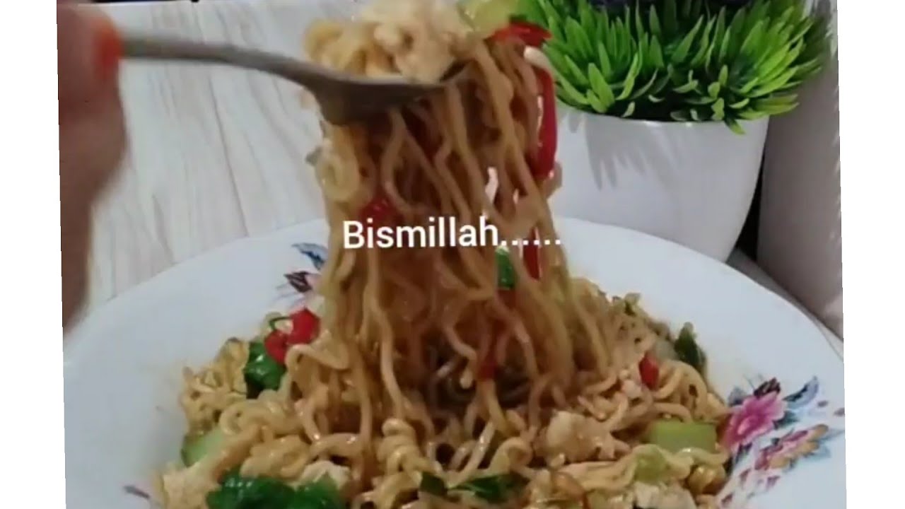 CARA MEMBUAT MIE NYEMEK INDOMIE GORENG || TANPA MINYAK GORENG 