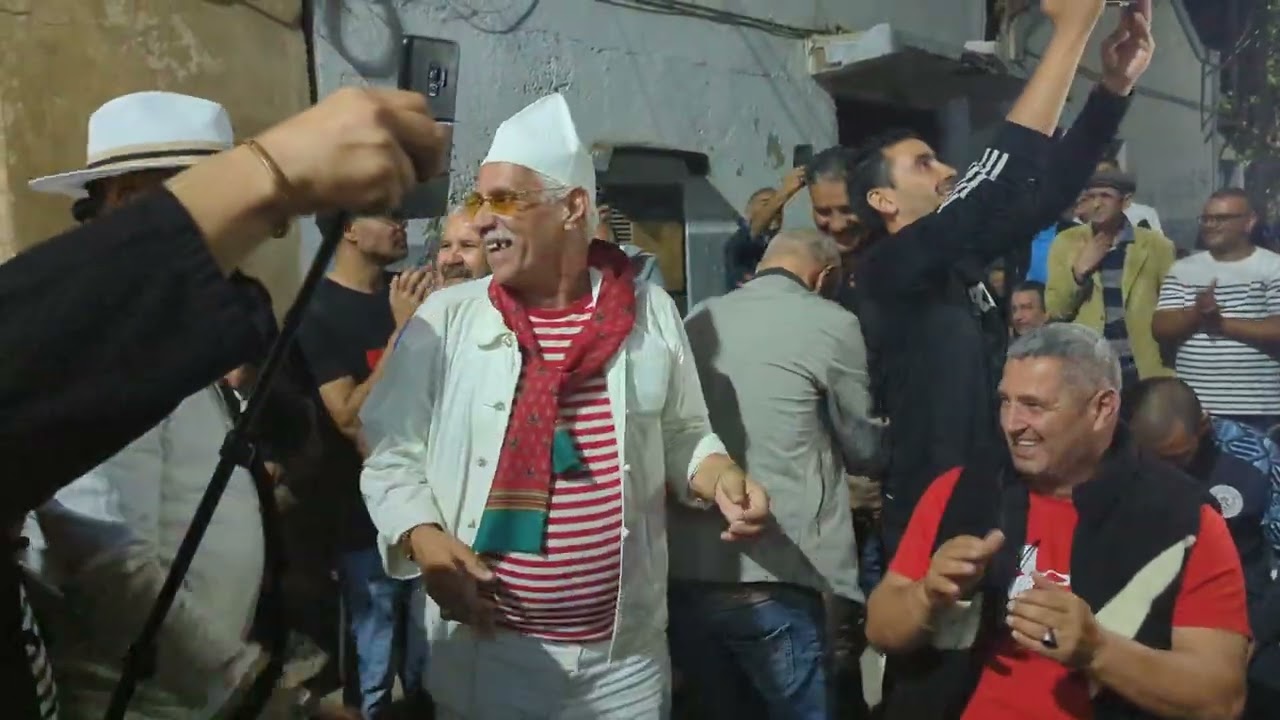 PXL 20251024 233615867