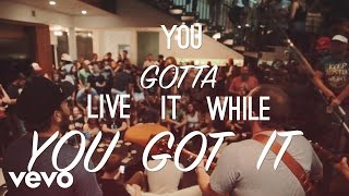 Video-Miniaturansicht von „Josh Abbott Band - Live It While You Got It (Act 1) [Lyric Video]“
