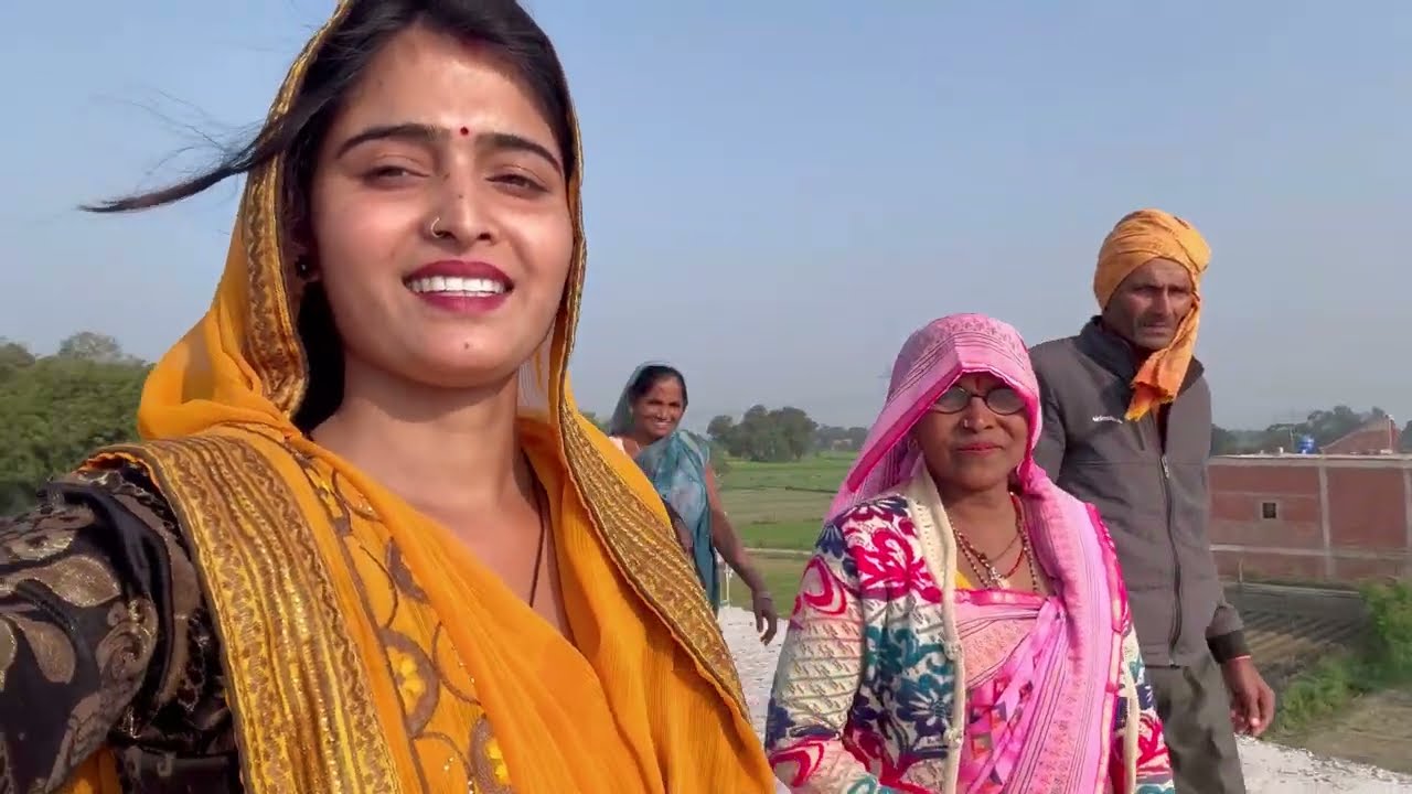 मम्मी पापा को दिखाने आये नया घर 🏠 😊