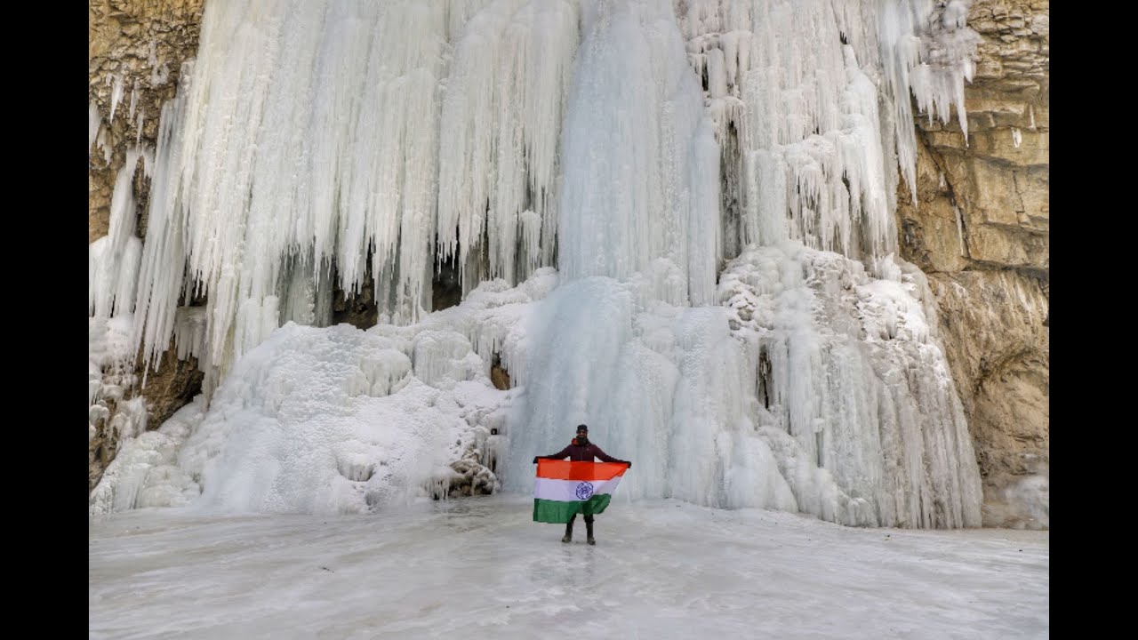 Chadar Trek in Zanskar Valley of Leh, Ladakh in minus 20 degrees - Jan 2018 (Top 5 Dangerous Treks)