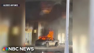 1 dead after Tesla Cybertruck bursts into flames outside Trump hotel in Las Vegas