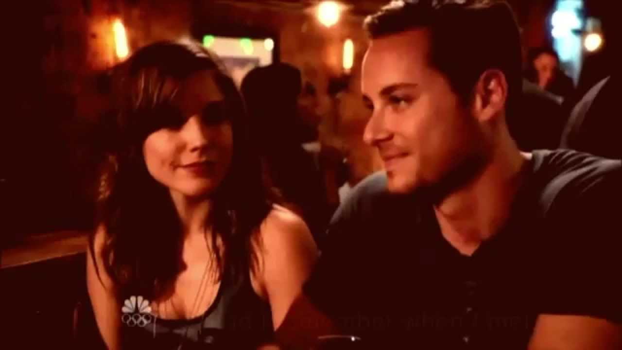 Chicago Pd Halstead And Lindsay First Kiss