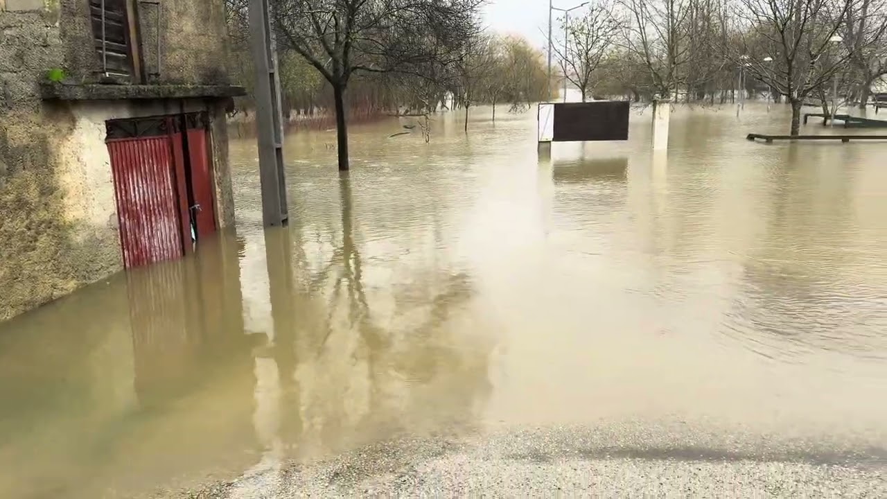 Cheias em Portugal, situação está precária 