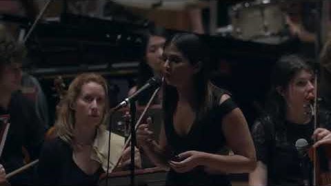 Brian Tyler Conducts Thor_ The Dark World (Live in London)