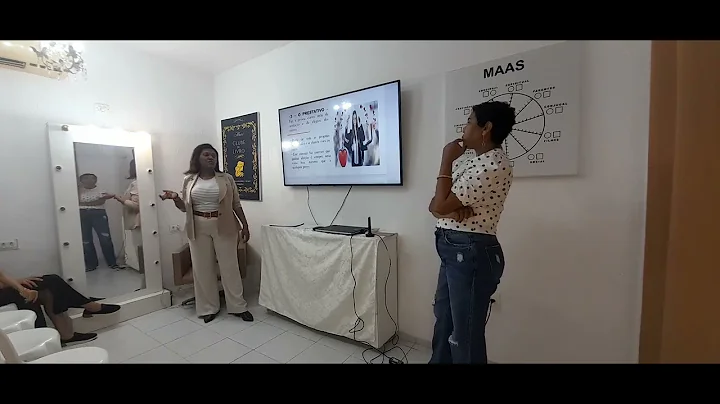 Sabotadores e Sbios. Feat: Claudette.