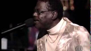 ray charles tribute - bruce willis- b b king- billy preston.mpg