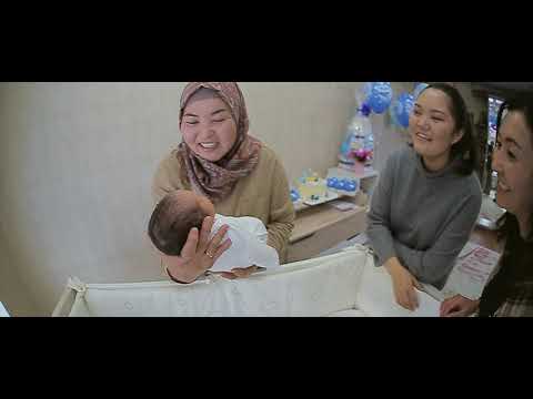 Необычная и трогательная выписка из роддома в Новосибирске