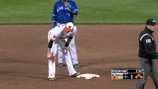 2013/04/22 Casilla reaches on costly error