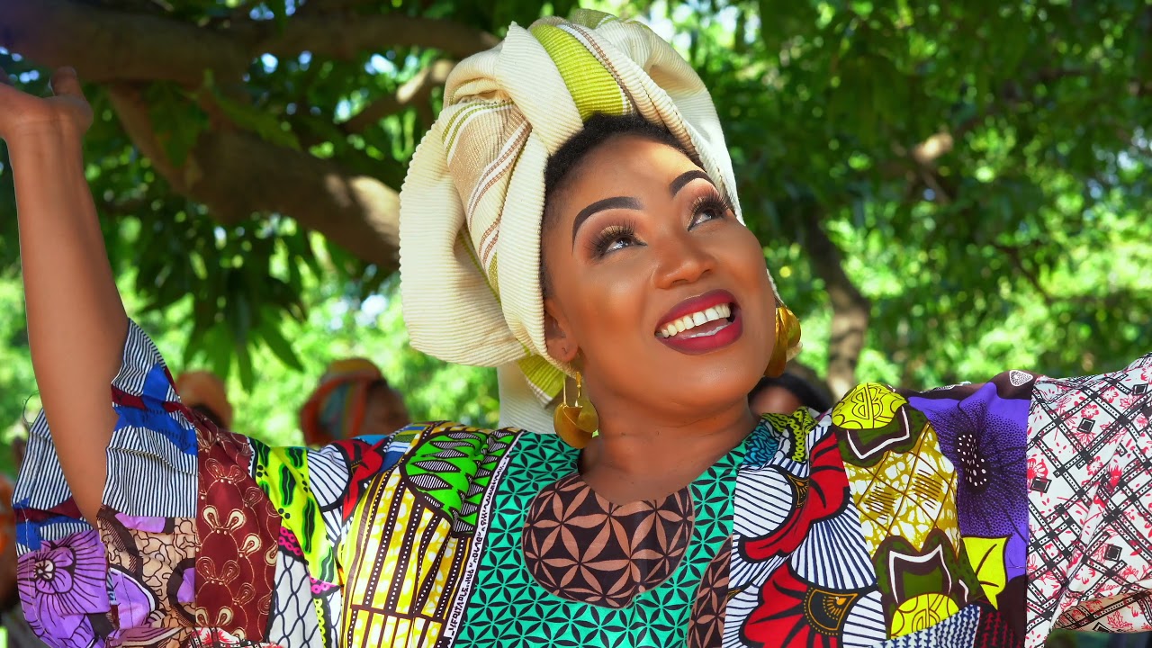 DELPHINE MOUNKORO - MOUGNOU (VidéoClip 2021)