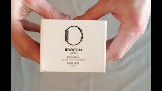 Unboxing Apple Watch Series 2 42 mm Case Space Gray Aluminum Sport Band Black.
