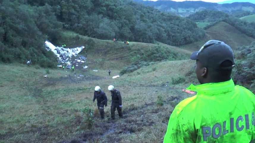 Un avion transportant l'équipe brésilienne de football Chapecoense s ...