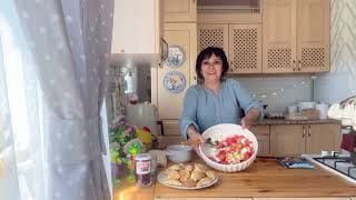 картинка: Приготовьте этот КРАБОВЫЙ салат/Чем угощаю гостей/Накрываю по быстрому стол.