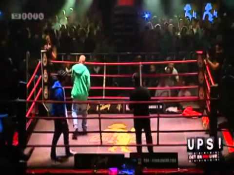 MC's Fight Night 2010 - Mund De Carlo vs Johnni G ...