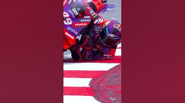 Jorge Martin 🤝 T5 in Barcelona, it