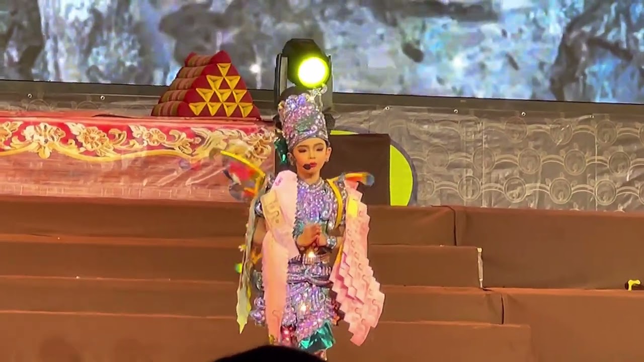 พระเอกเพชรล้อม~น้องรถเบนซ์  “สัญญาก่อนนอน” เพลงที่ตาสาทชอบ  #งานไหว้ครูศรรามน้ำเพชรปี2566   25.8.66