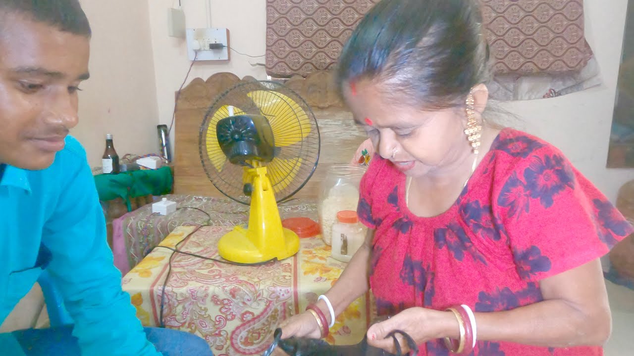 দেওরের ছোট ছেলে মাছ নিয়ে এলো😋 Daorer choto chele maach niye elo