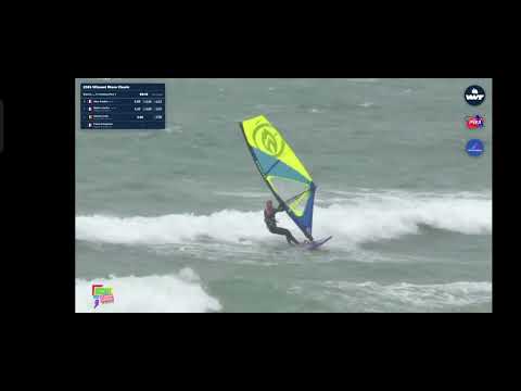 Flavie, à la Wissant Wave Classic ! À voir au début et à écouter à la fin !! 🤙💪🌊