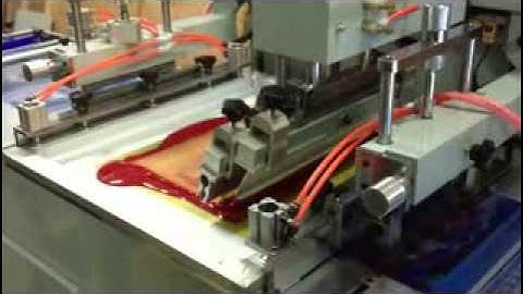 Roll loading material screen printing machine