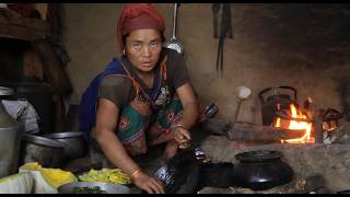 Cooking pumpkin and potato curry in the villagellRuralvillage life