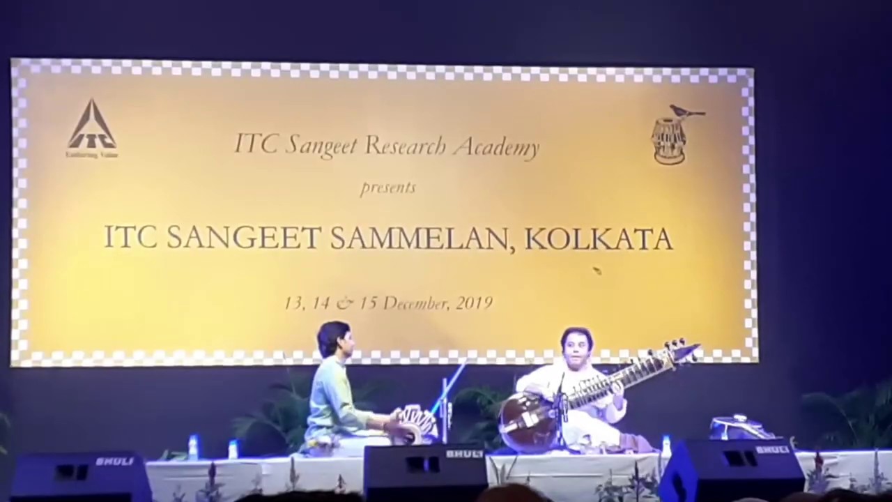 Small Video clip of Raag Kaushik Kanada by Ustad Irshad Khan(Surbahar
