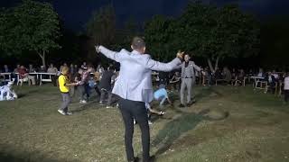 Kütahya Oyun Havaları Harun Eroğlu Çi̇ftetelli̇ Emet Yariş Köyü İsmai̇l Ünal Ve Mevlüt Tunçel Oynuyor.