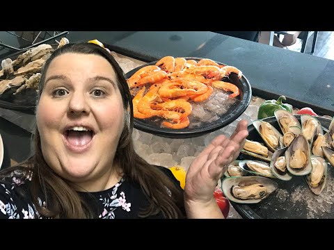 Zeta Cafe Holiday Inn - Seafood Buffet in Bangkok Thailand