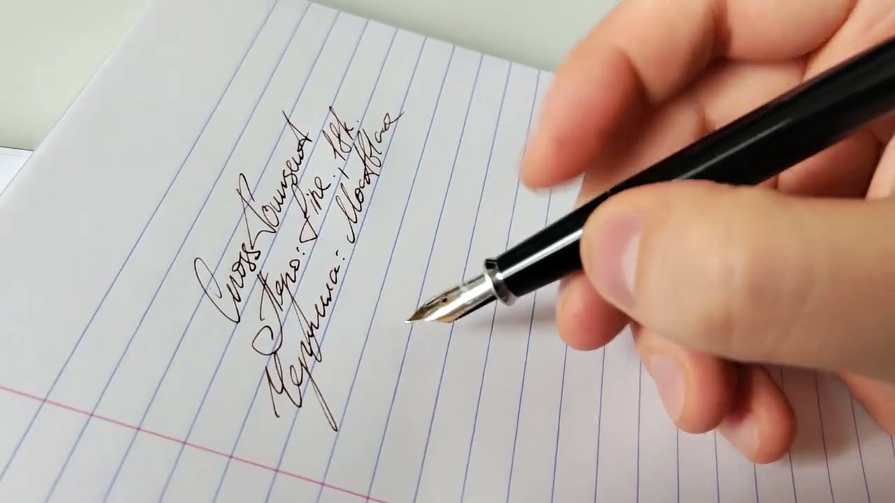 Cross Townsend Black Lacquer. Nib:fine, 18 karat (Made by Pelikan)