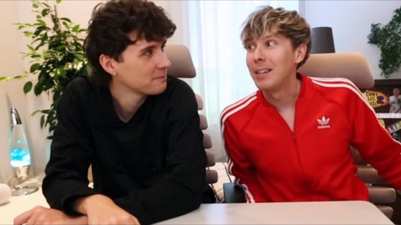 Dan & Phil new moments that teen!me would never see it coming (5)